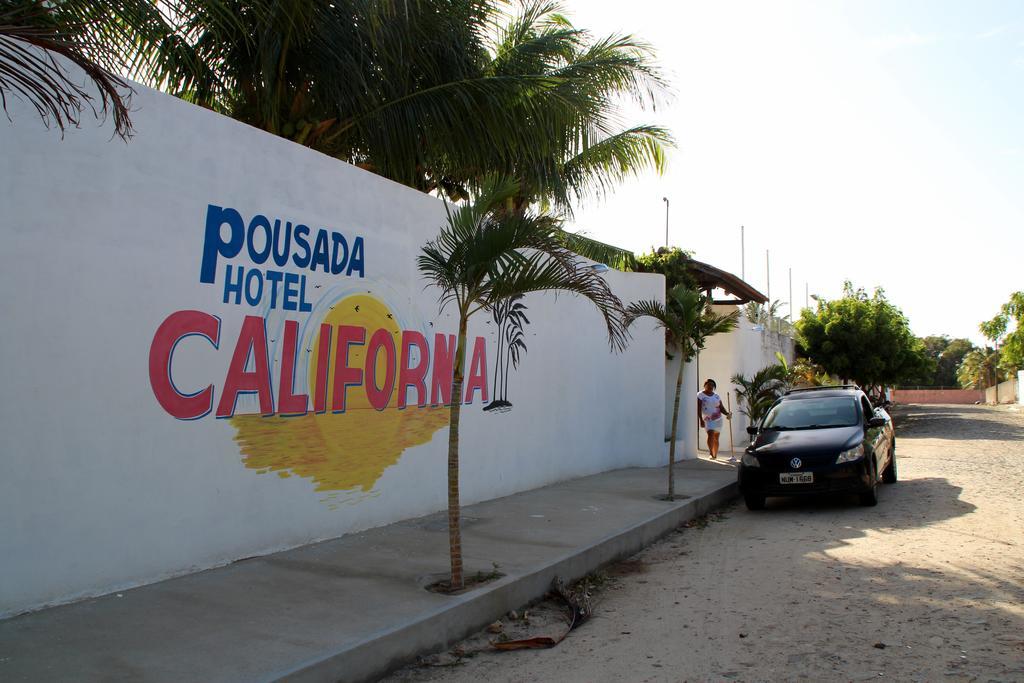 Pousada California Tia Lia Paracuru Eksteriør bilde